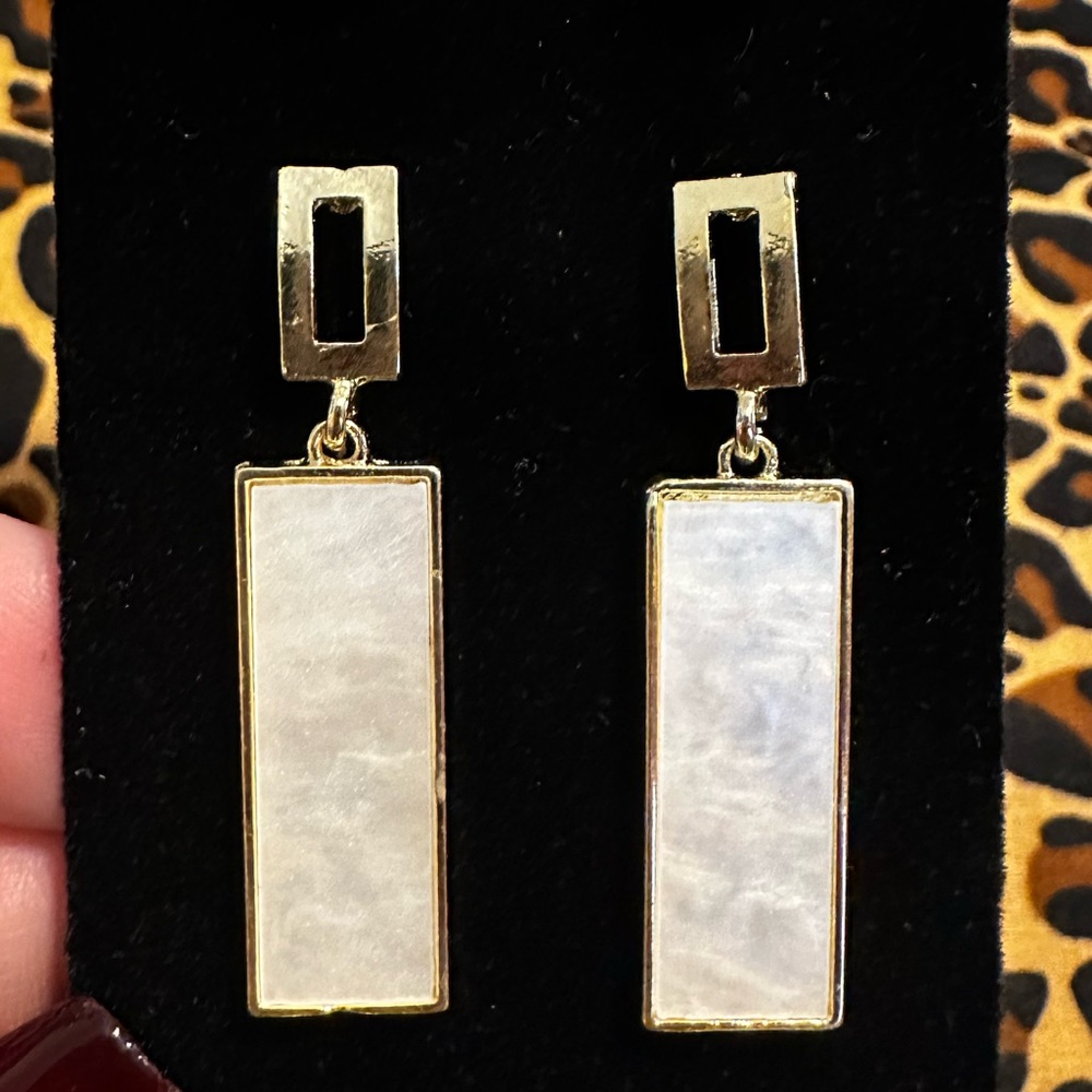Elegant Gold and White Earrings